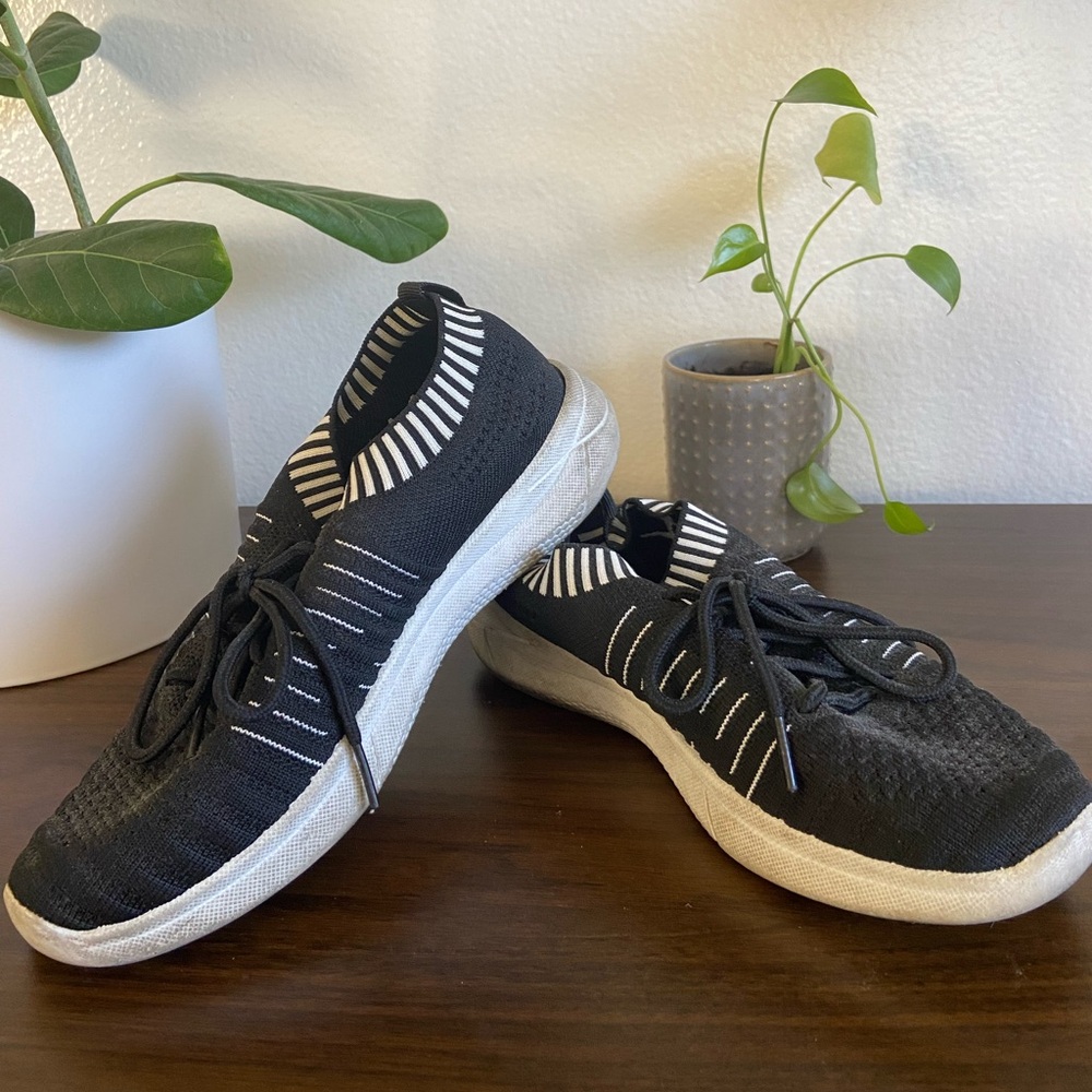 Danskin Black and White Athletic Shoes